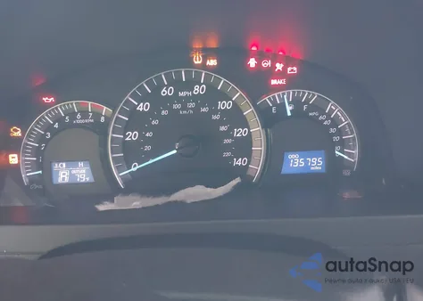 2013 Toyota Camry Se z USA, uszkodzony, nr VIN 4T1BF1FK1DU693175